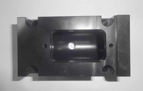 कठोरता कस्टम सीएनसी एल्यूमीनियम पार्ट्स 120 मिमी एनोडाइज्ड सीएनसी मिलिंग पार्ट्स